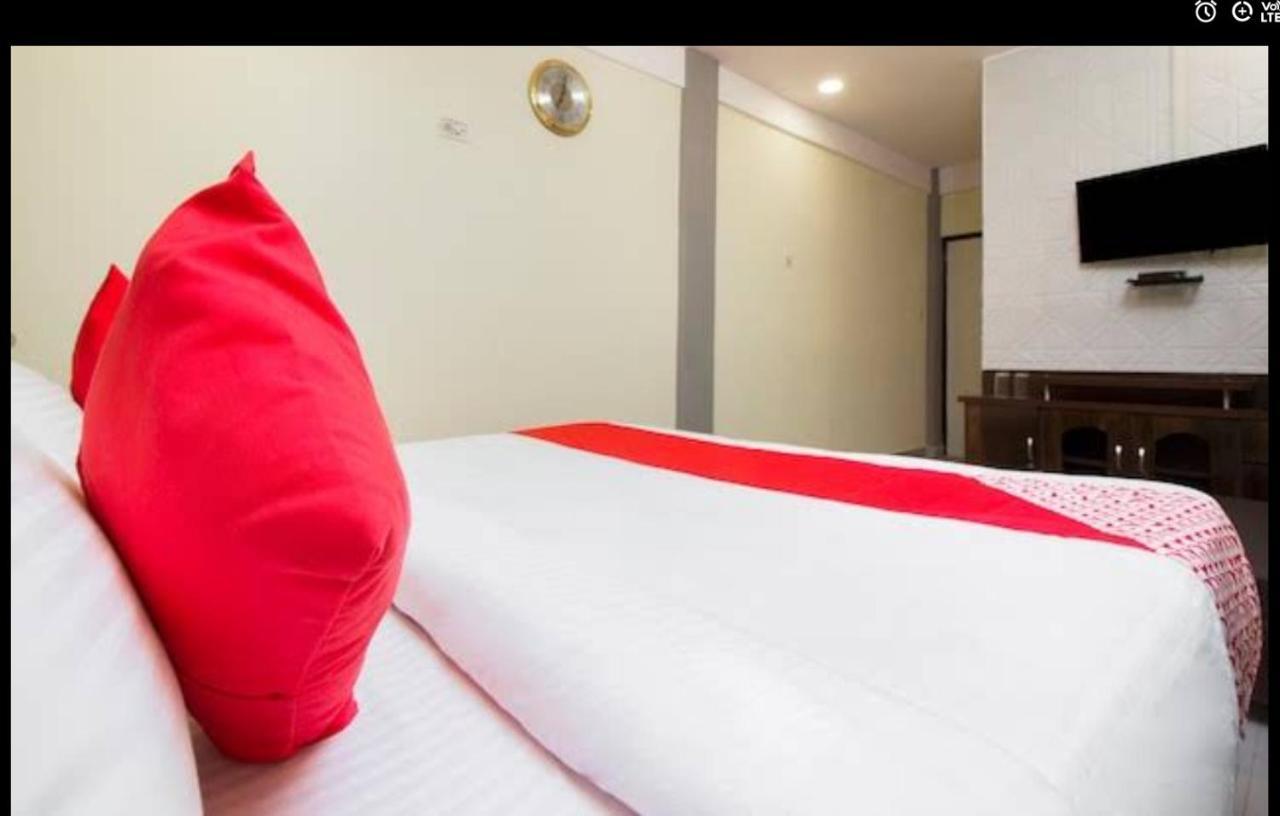 Hotel Swaraj Logde Панвел Экстерьер фото